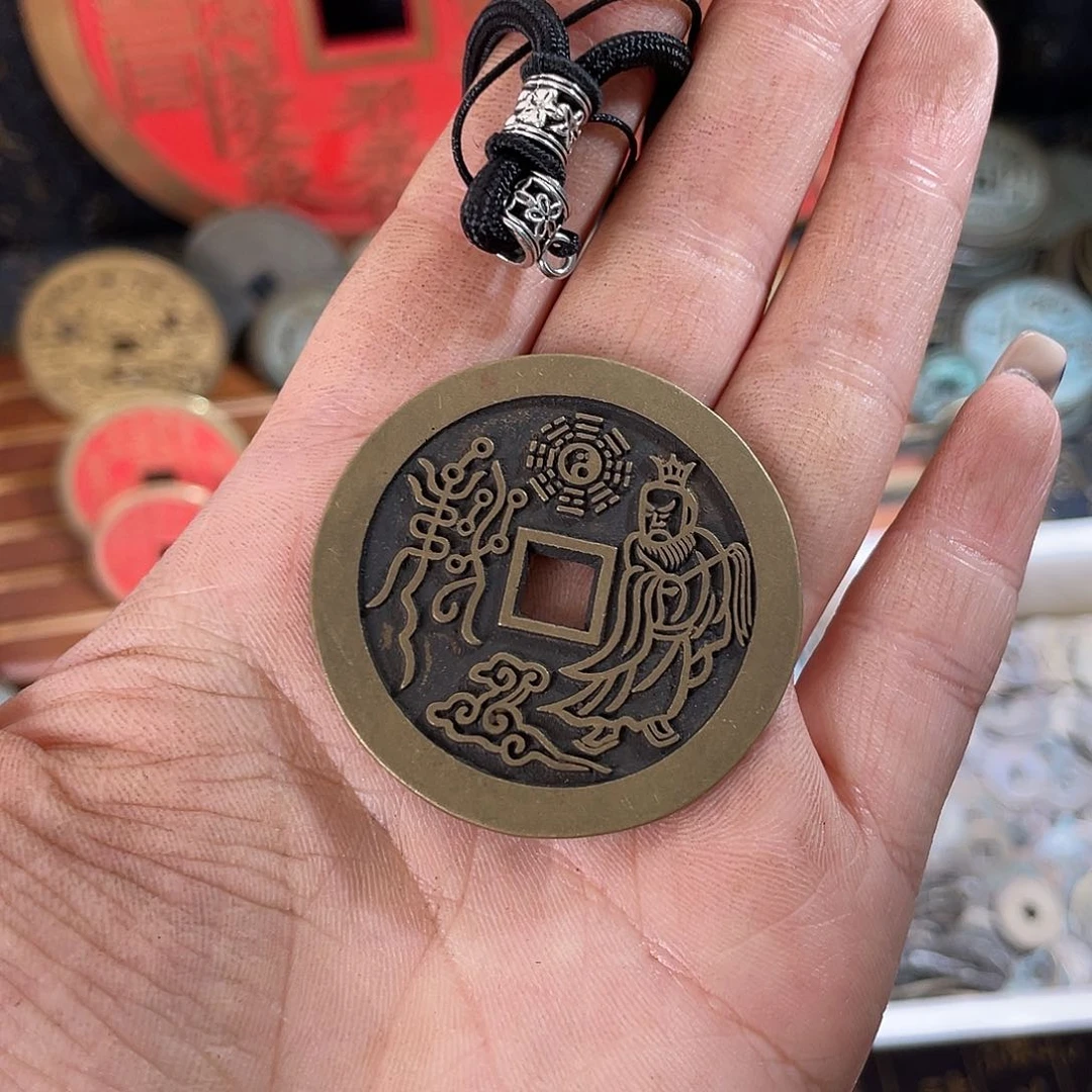 铜栋*栋现代仿制工艺品
