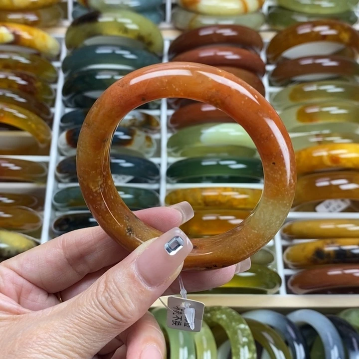 蛇纹石玉未镶嵌手镯53