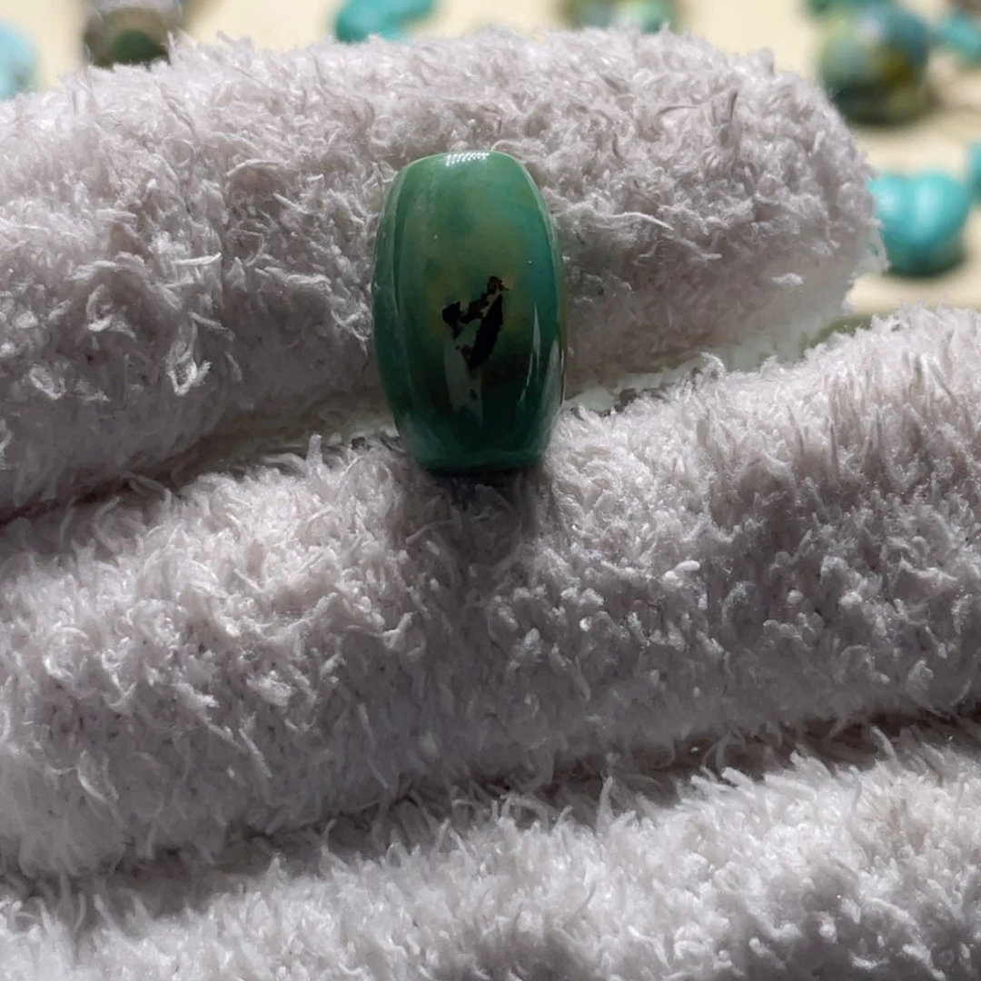 未镶嵌绿松石精品