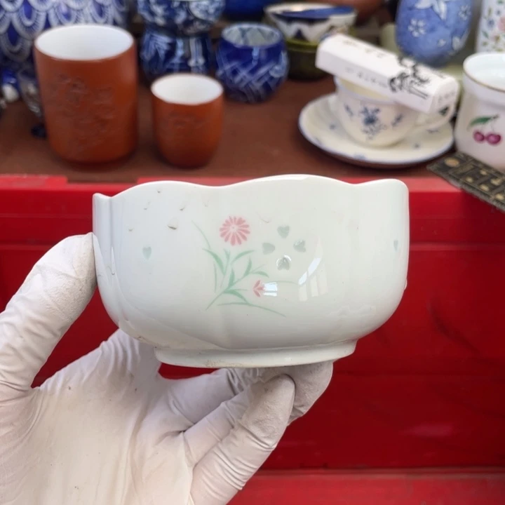 他家瓷器真美…开播了