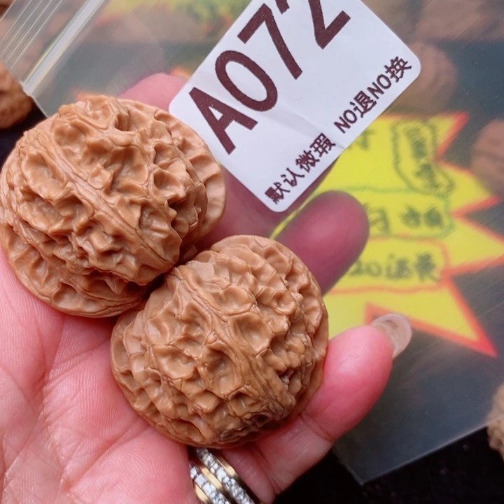 苹果41尺072尺瑕疵