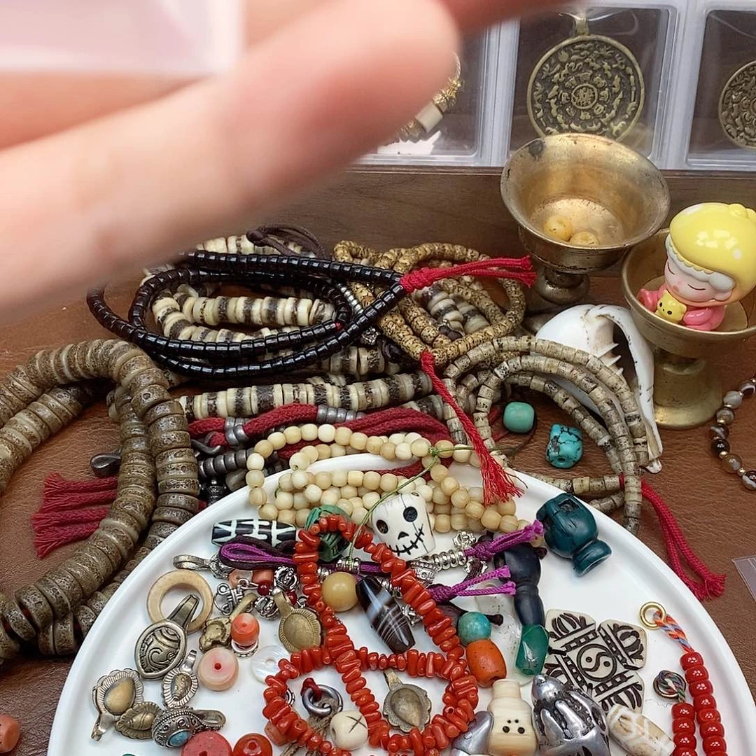 滴血莲花菩提吊坠扎****王