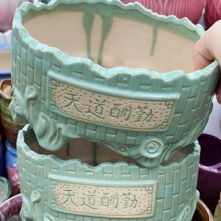 多肉绿植陶瓷花盆9.9包邮，有孔