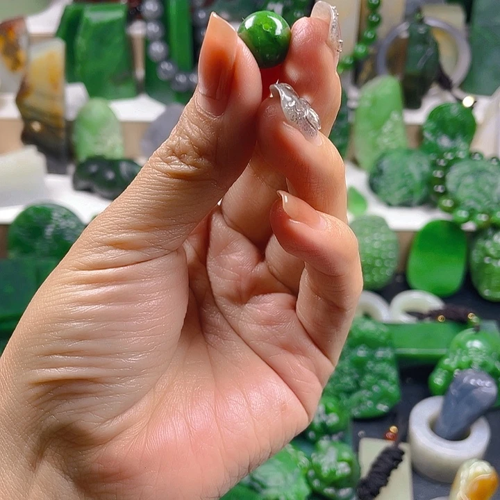 和田玉未镶嵌珠宝半成品