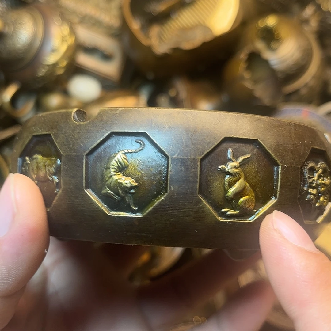 精美铜器工艺品等