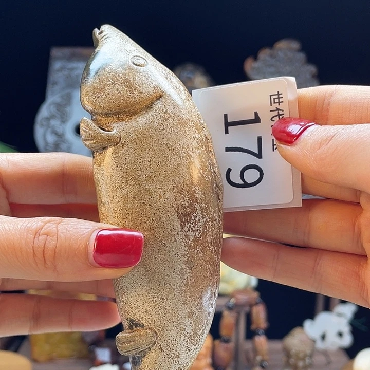 和田玉（糖玉）未镶嵌挂件