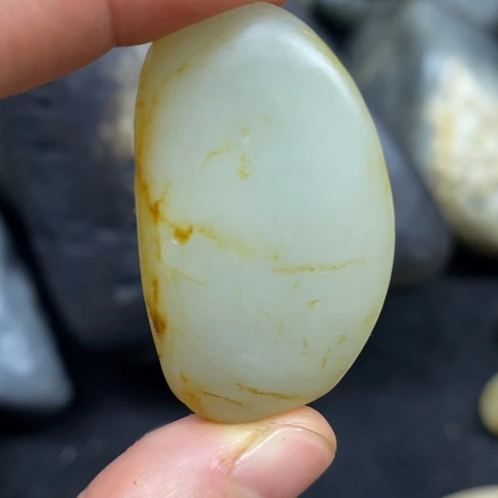 未镶嵌和田玉（糖玉）挂件