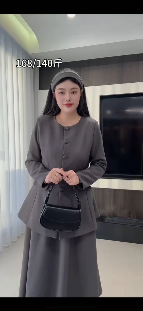 2025春季新款大码女装套装高档收腰西服外套+半身裙