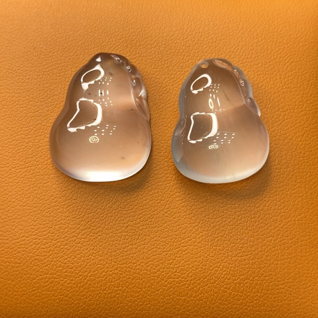 石英质玉未镶嵌吊坠