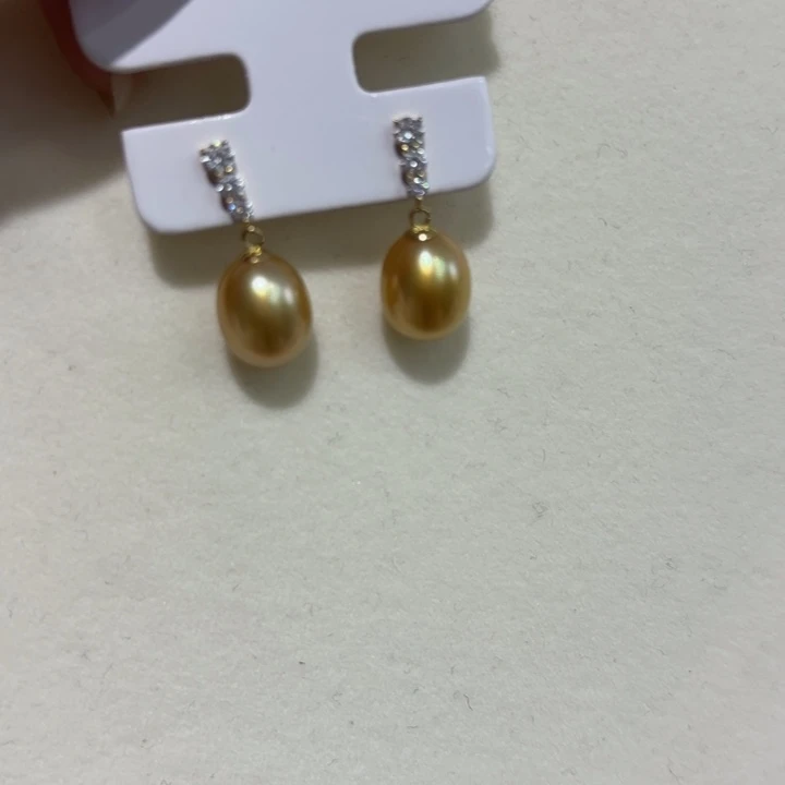 耳饰海水珍珠18K金镶嵌