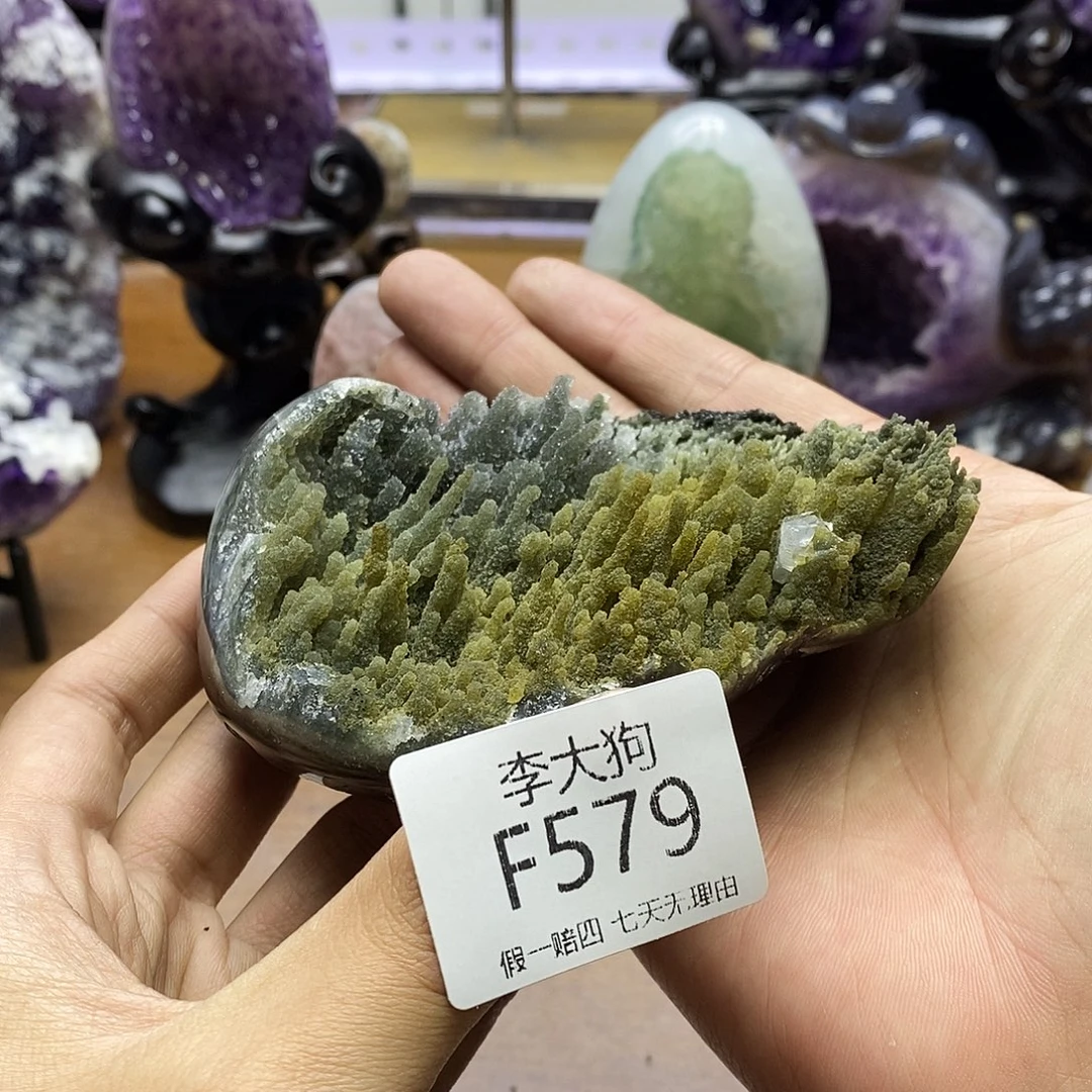 曼***影未镶嵌大型摆件（非配饰）紫晶