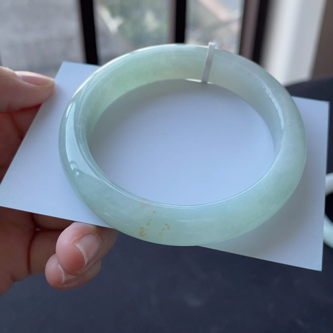 翡翠未镶嵌手镯55.2正圈晴绿洒金