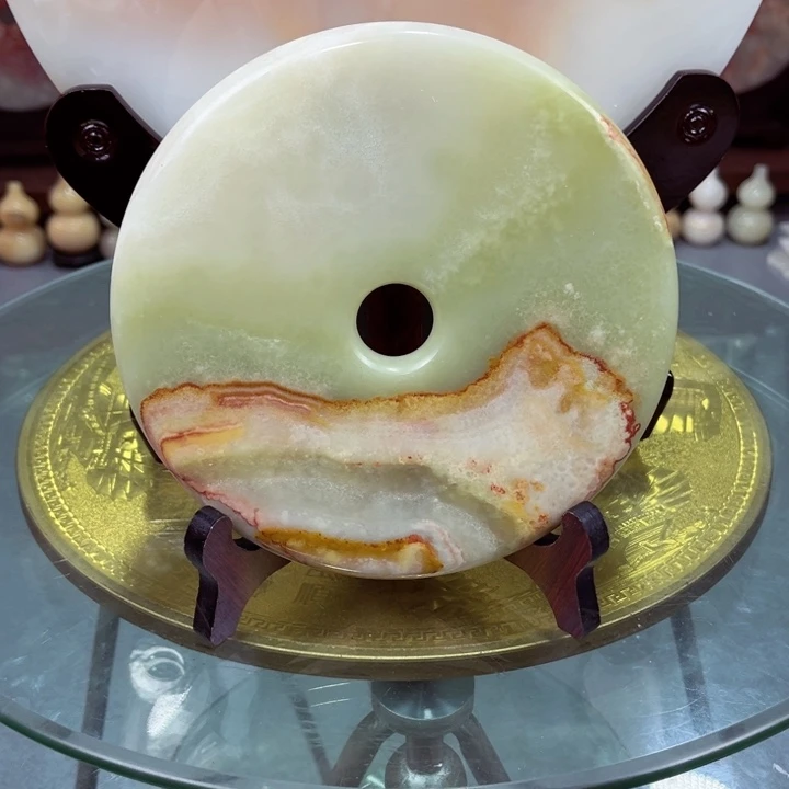 玉平安扣摆件直径18cm