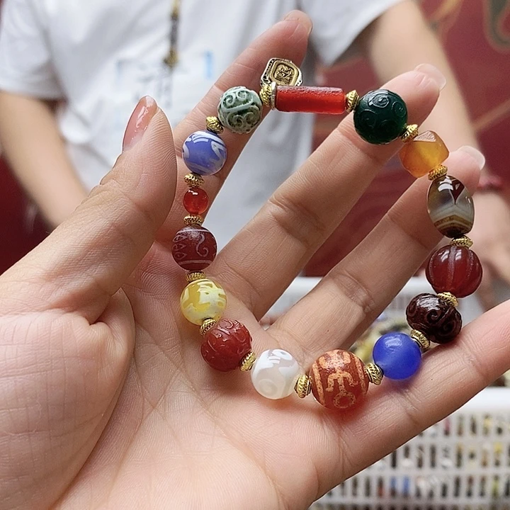 玛瑙/玉髓合金颈饰