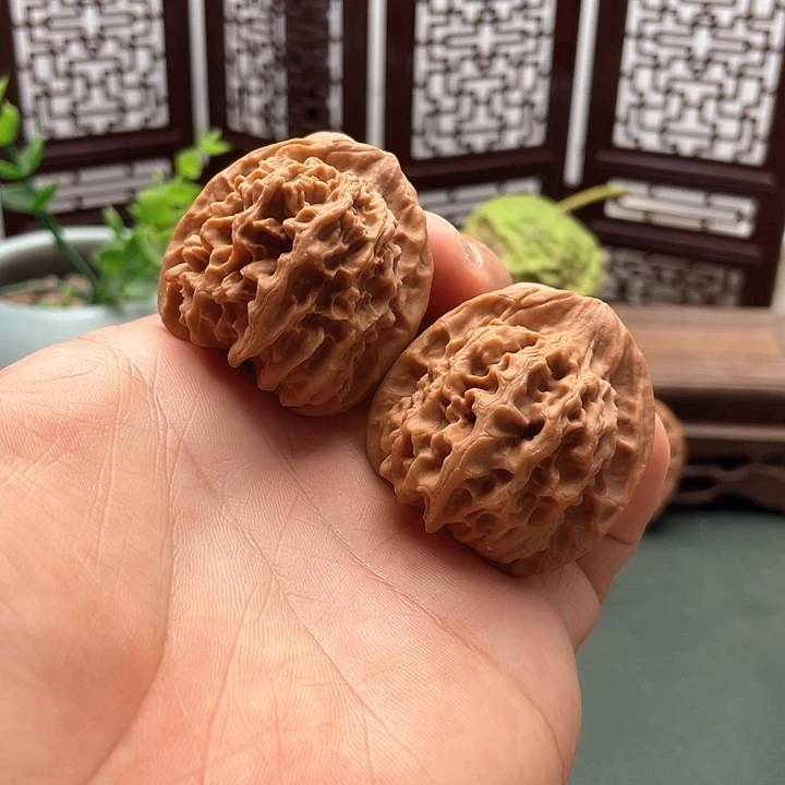 文玩核桃把件天地