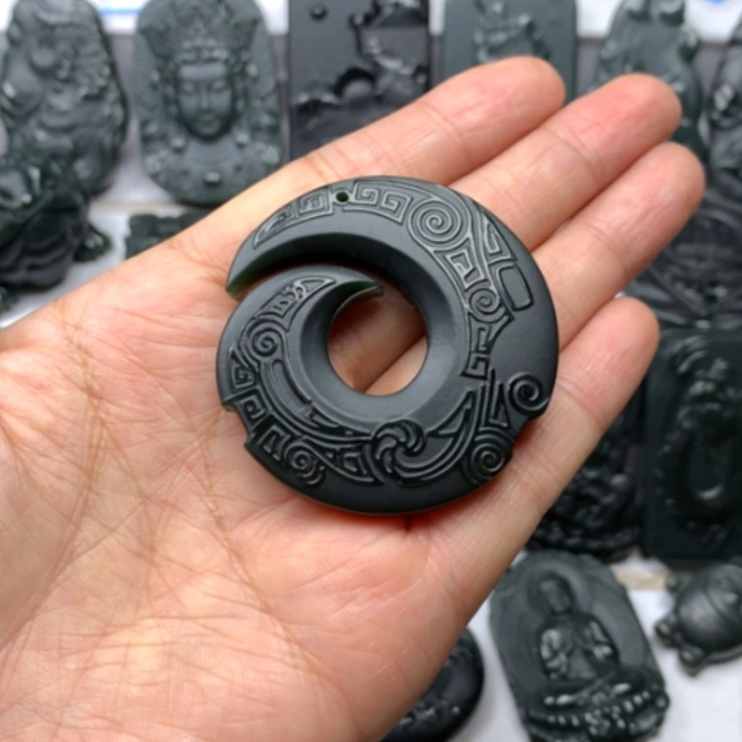 【闪购商品】颈饰未镶嵌和田玉双面雕刻