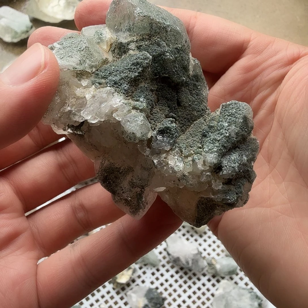 未镶嵌珠宝半成品水晶200克
