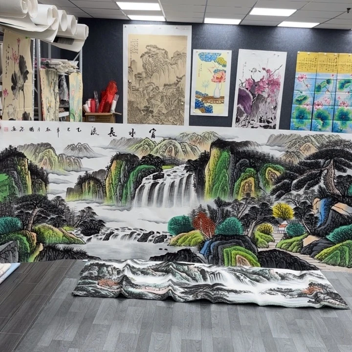 字画等多种形式的艺术作品和