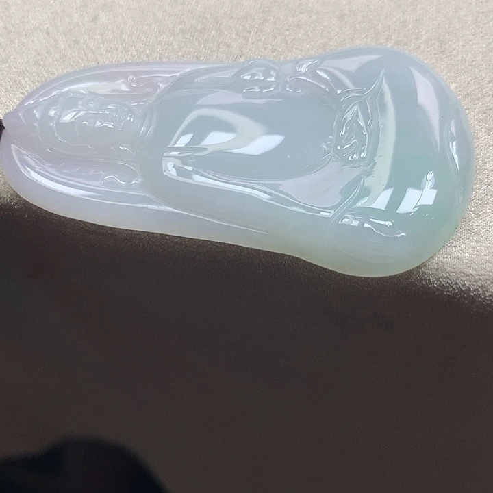 翡翠颈饰未镶嵌吊坠