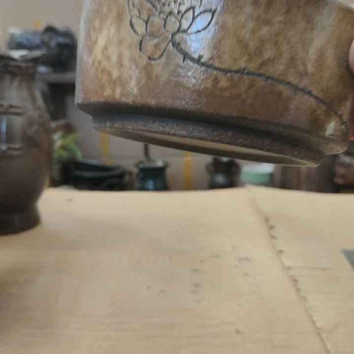 紫砂花盆35000000000008