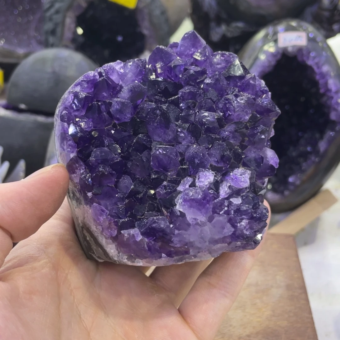 未镶嵌珠宝半成品水晶