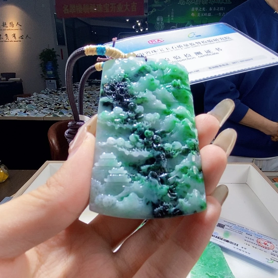 颈饰未镶嵌翡翠翡翠