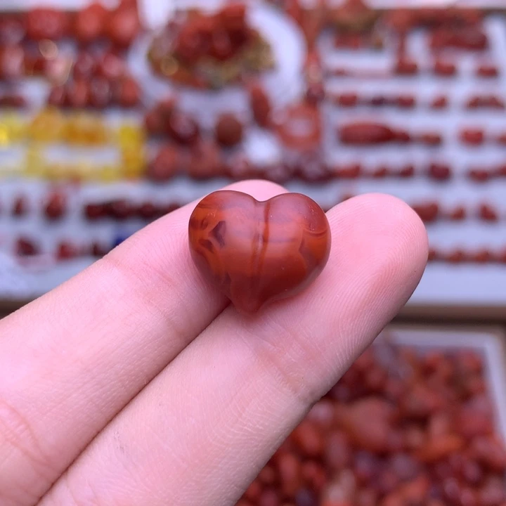 南红玛瑙未镶嵌珠宝半成品屁桃14