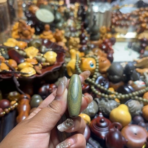 维腊木（绿檀）457811245803