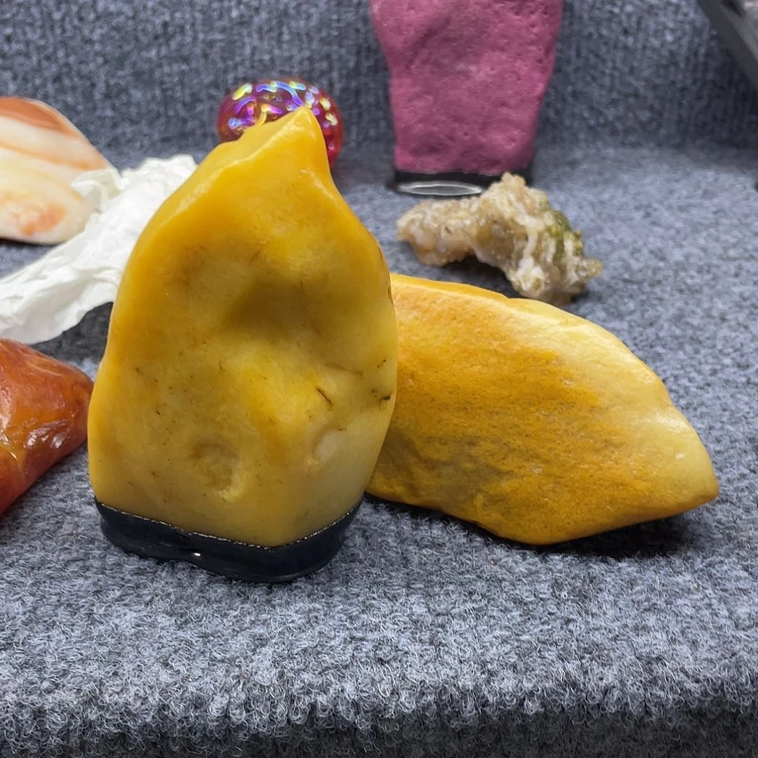 独***岳手工艺品琉璃金丝玉