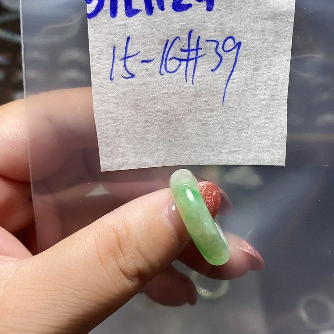 未镶嵌定制翡翠翡翠