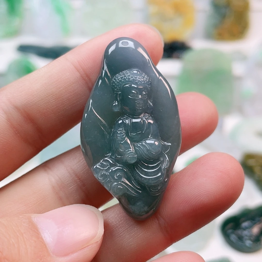 翡翠颈饰未镶嵌宝宝佛