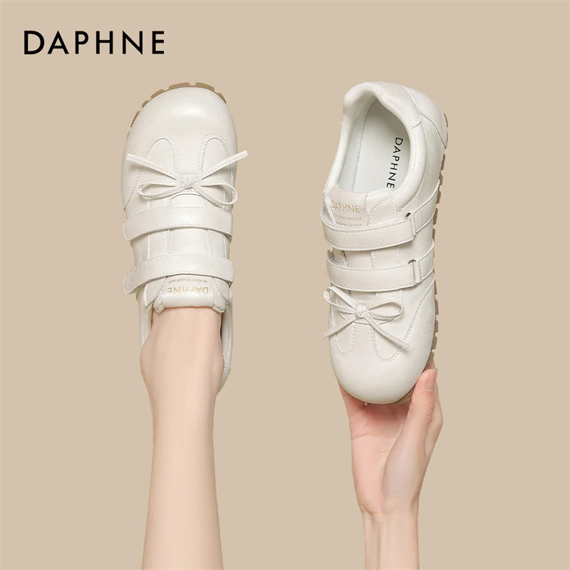 达芙妮时尚百搭软底德训鞋2025春季潮流蝴蝶结系带平底休闲鞋女鞋