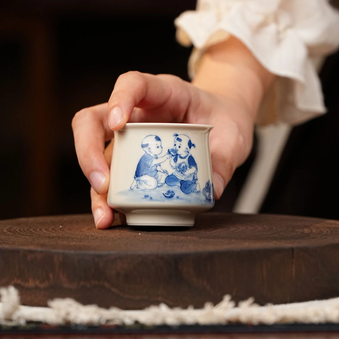 雨香斋宫墙红瓜润双福童子杯