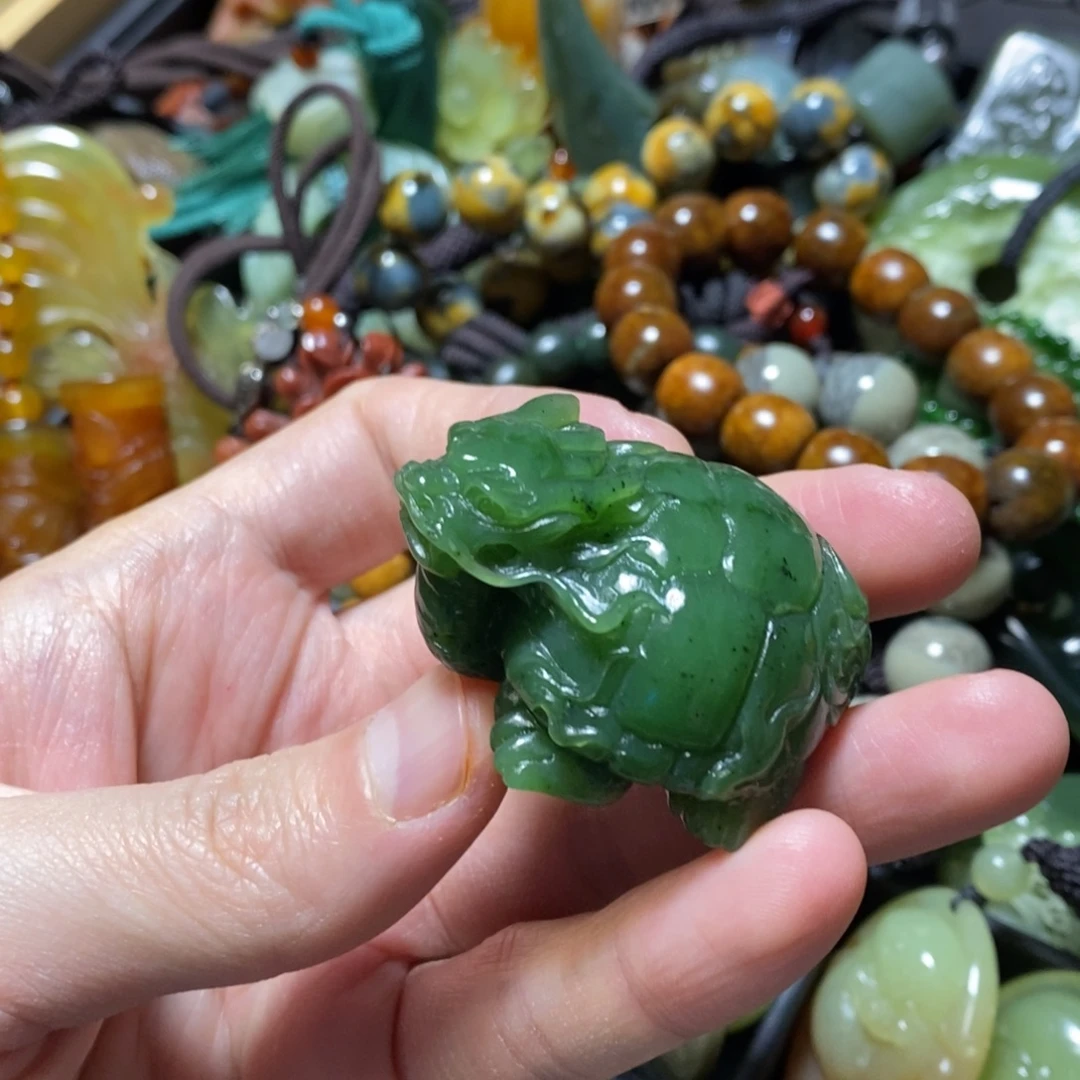 和田玉（碧玉）未镶嵌颈饰