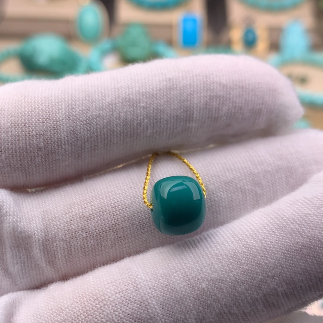 绿松石未镶嵌珠宝奇石9.6*8.6