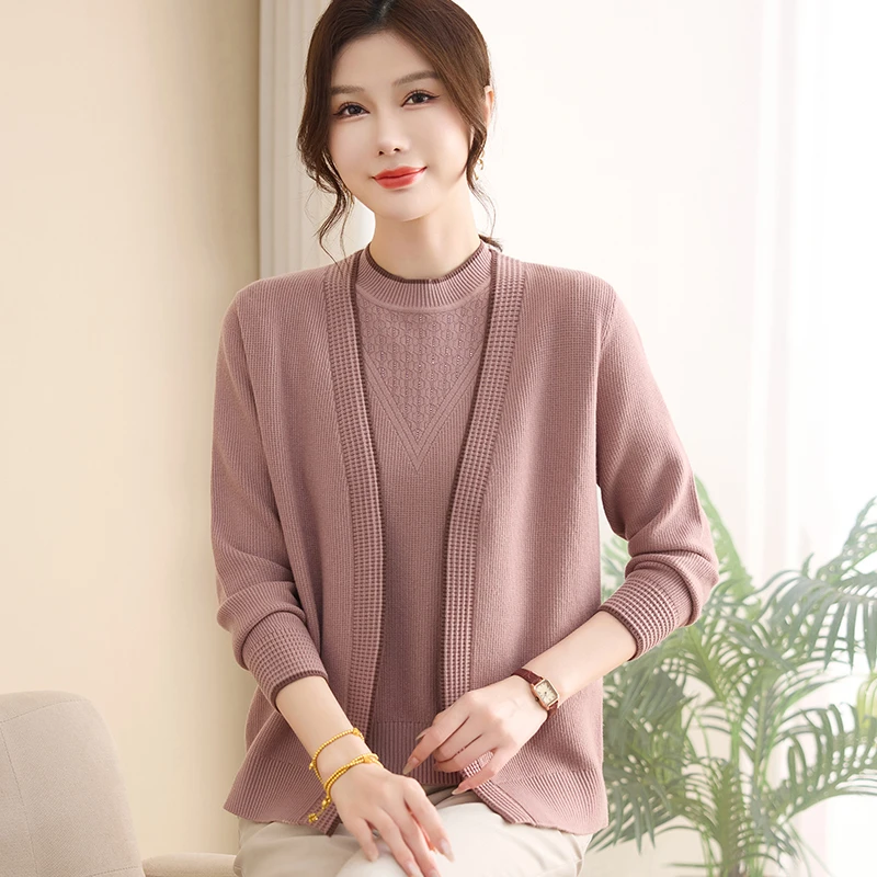 妈妈2025年新款套装秋装针织开衫中老年女秋季洋气两件套上衣