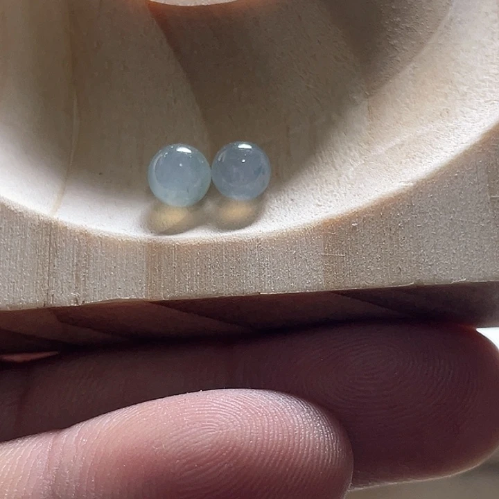 翡翠9K金镶嵌胸饰七*