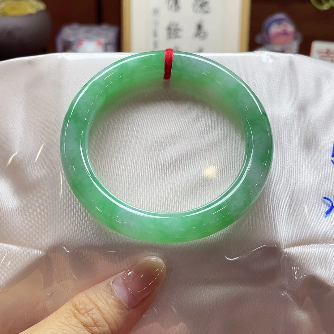 翡翠未镶嵌手镯36 号链接