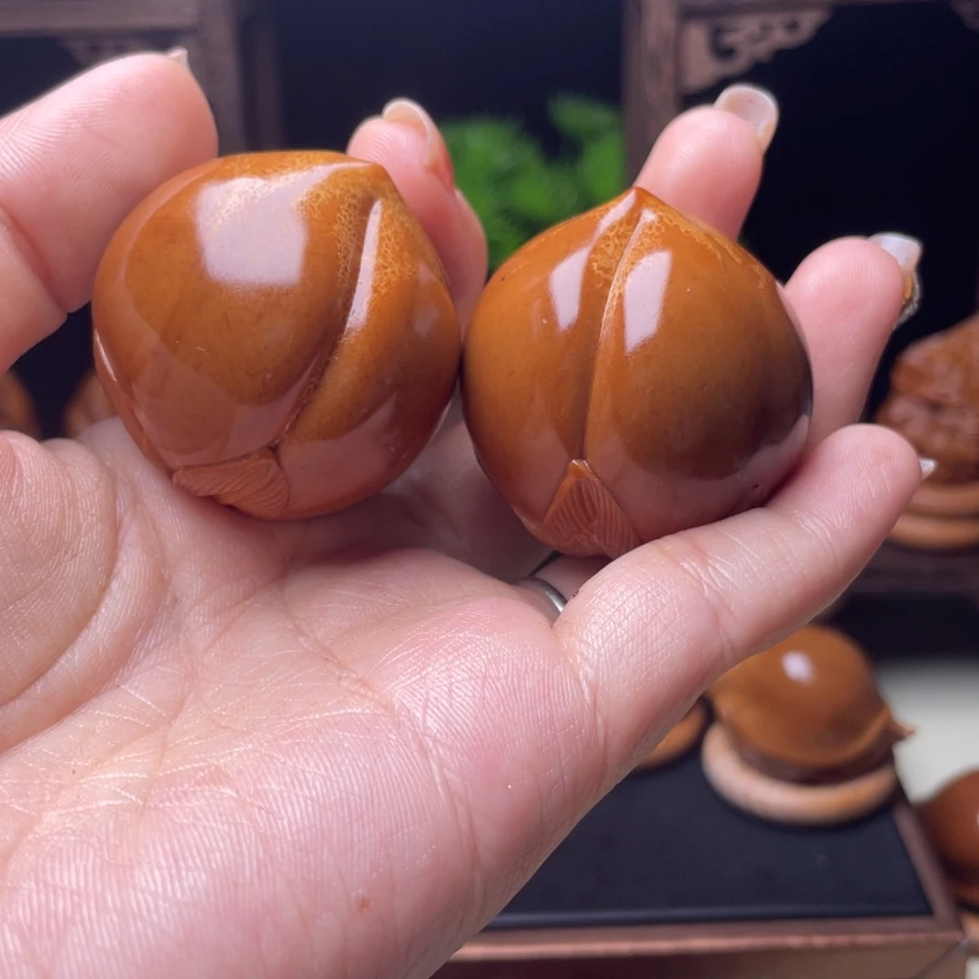 橄榄核吊坠寿桃手球3.3