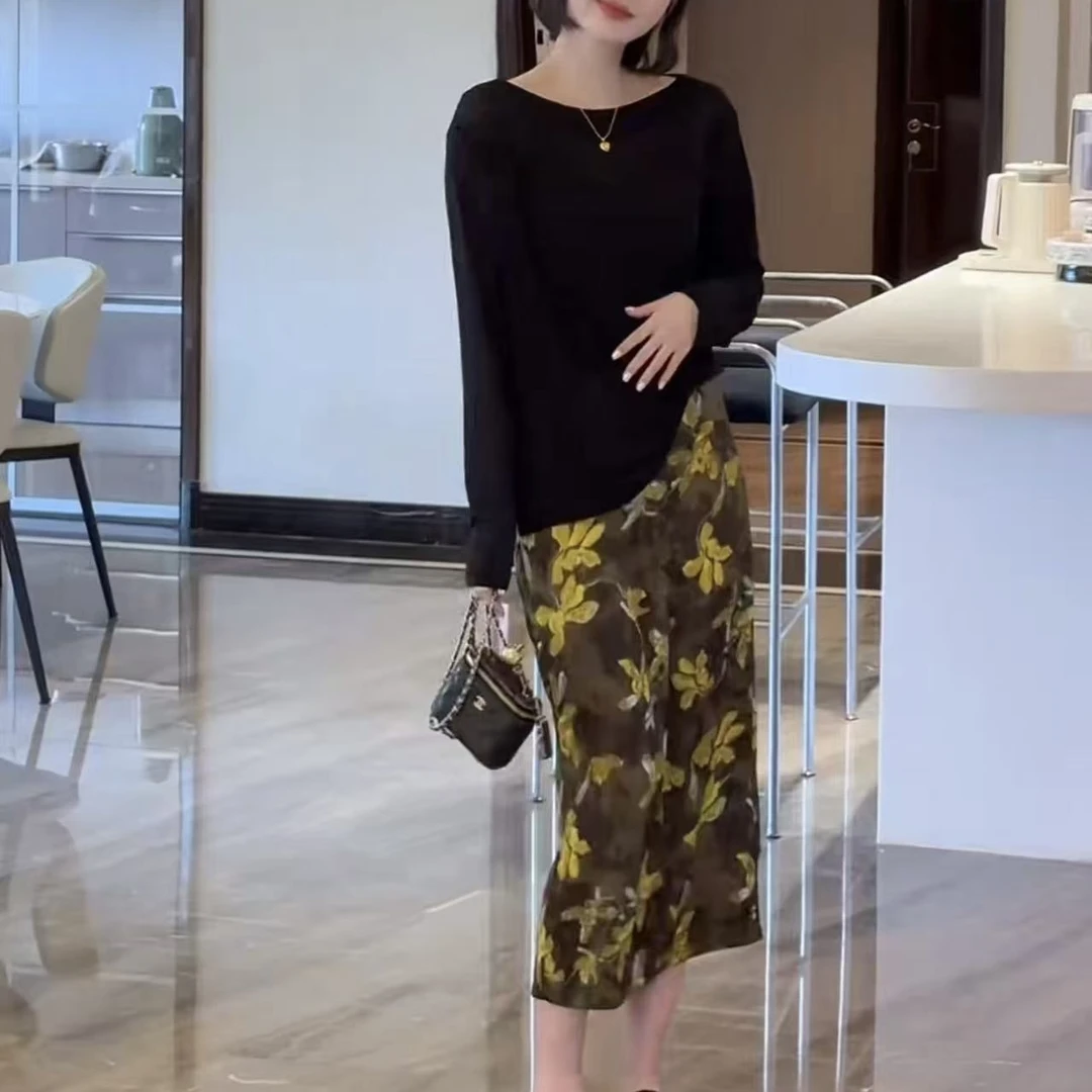 D8165气质淑女风印花半身裙2025夏季新款包身显瘦显腿长女裙