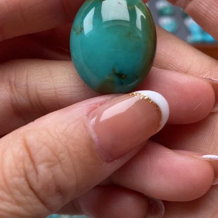 绿松石未镶嵌挂件