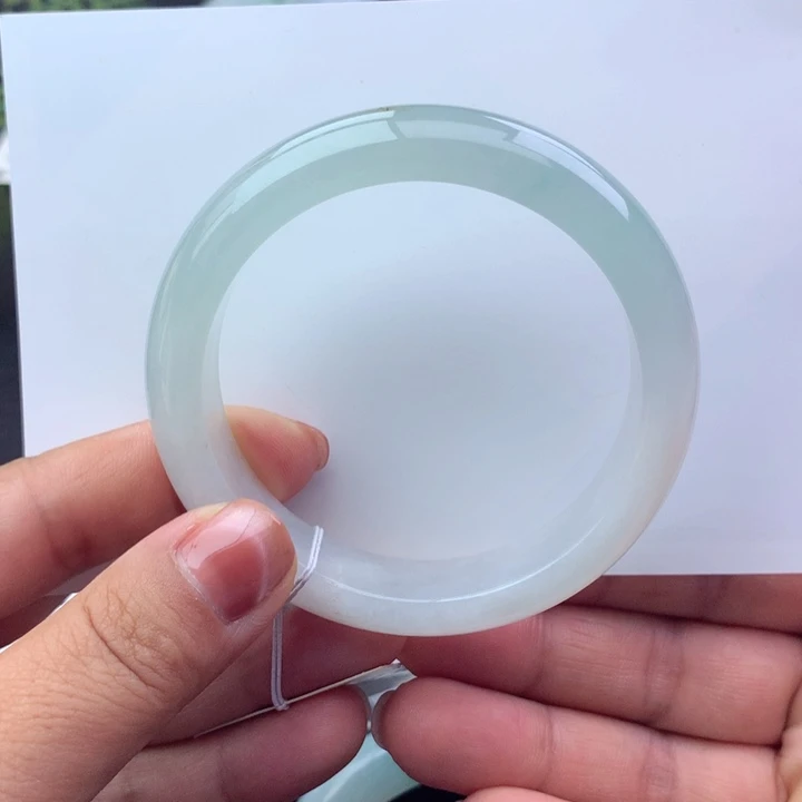 未镶嵌手镯翡翠天然翡翠手镯