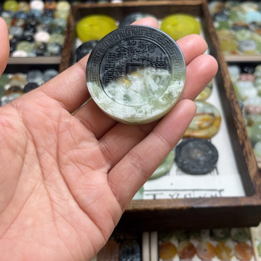 江***渡蛇纹石玉合金颈饰