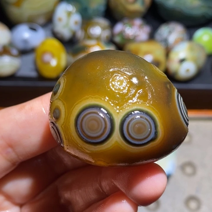 未镶嵌玛瑙/玉髓珠宝半成品71