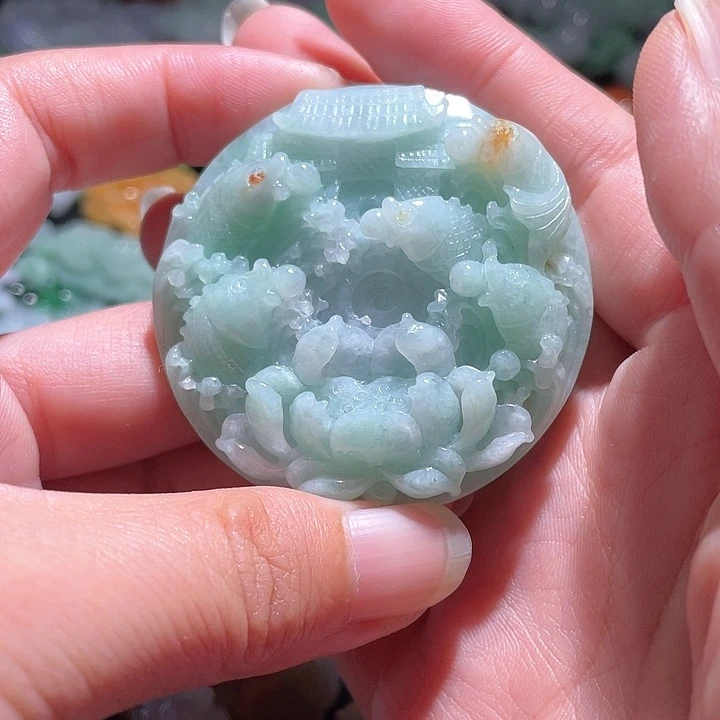 颈饰未镶嵌翡翠天