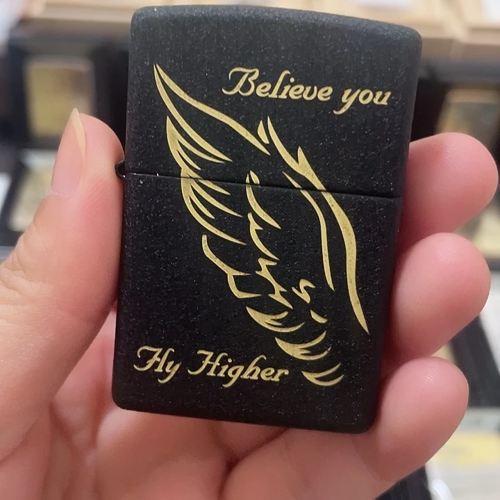 黑裂漆金色翅膀24A