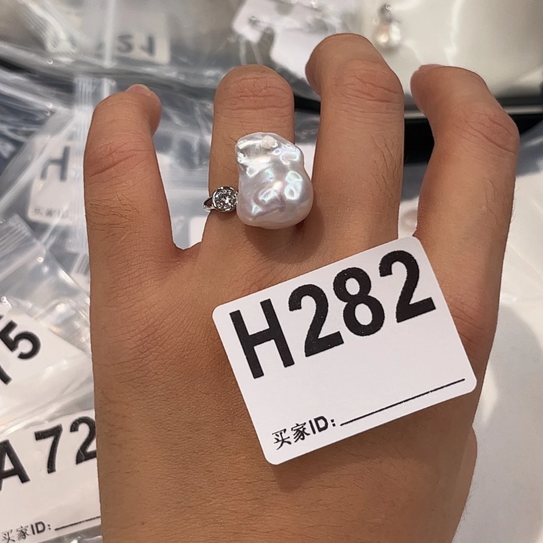 合金耳饰淡水珍珠
