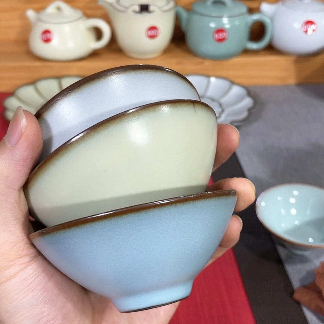 瓷片。。。。。。。。。。。。。。。小微瑕