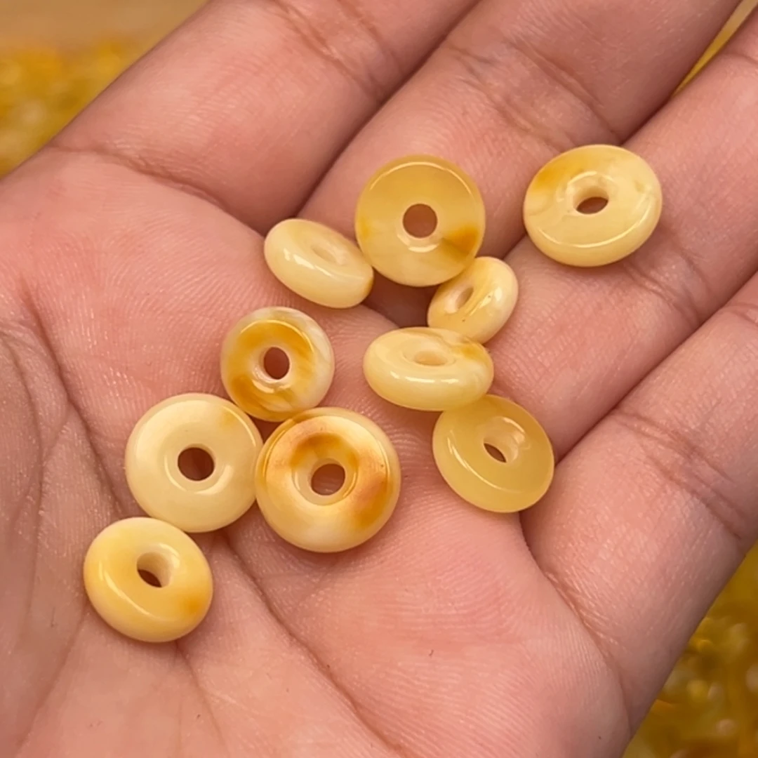 云****未镶嵌琥珀手链多样性