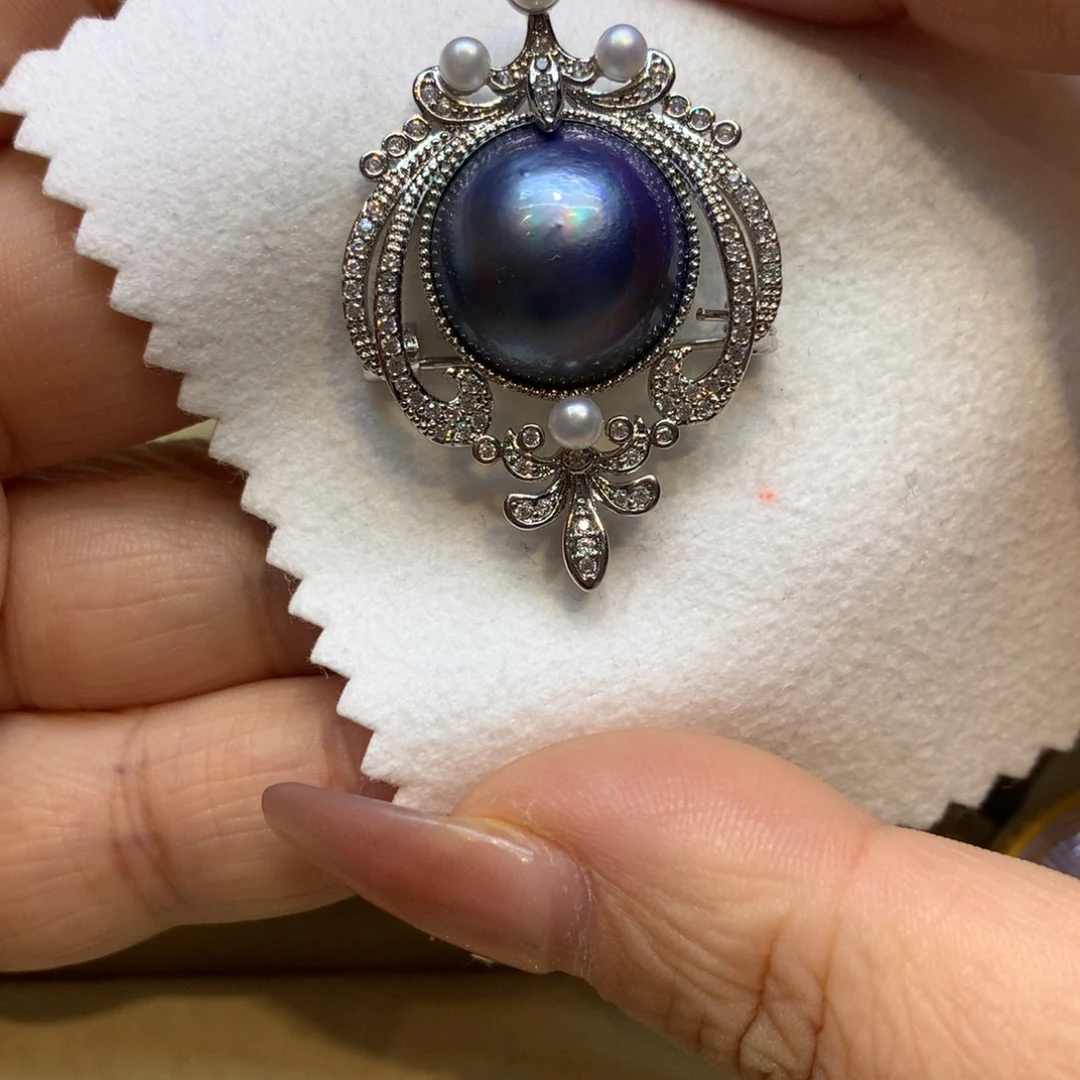 未镶嵌胸针拼合珍珠（马贝珠）